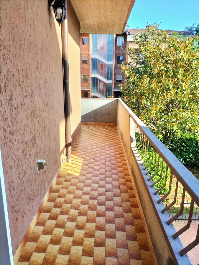 Appartamento Di Via Refini II Spoleto Kültér fotó