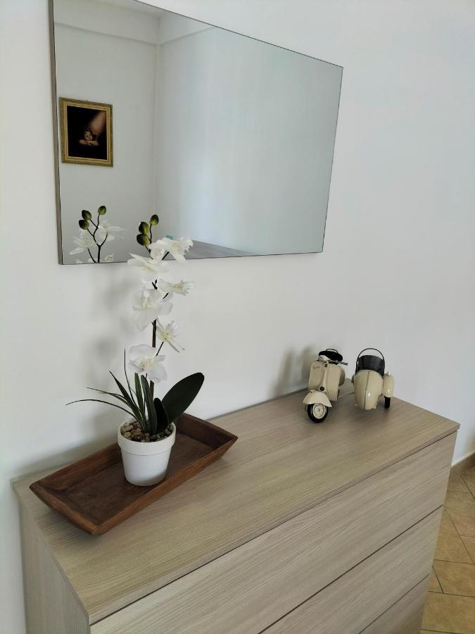 Appartamento Di Via Refini II Spoleto Kültér fotó